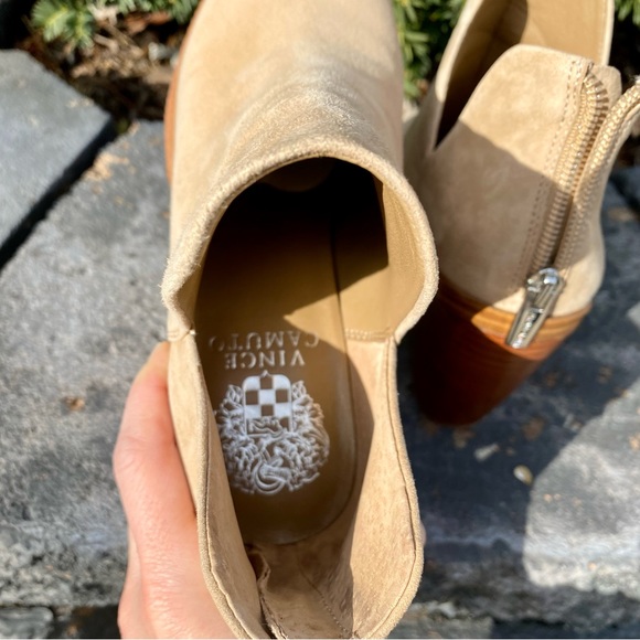 Vince Camuto Gigietta ankle bootie - Picture 7 of 13